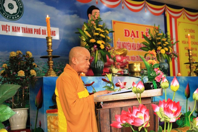 Tụng kinh cầu nguyện hòa bình cho Biển Đông - ảnh 1
